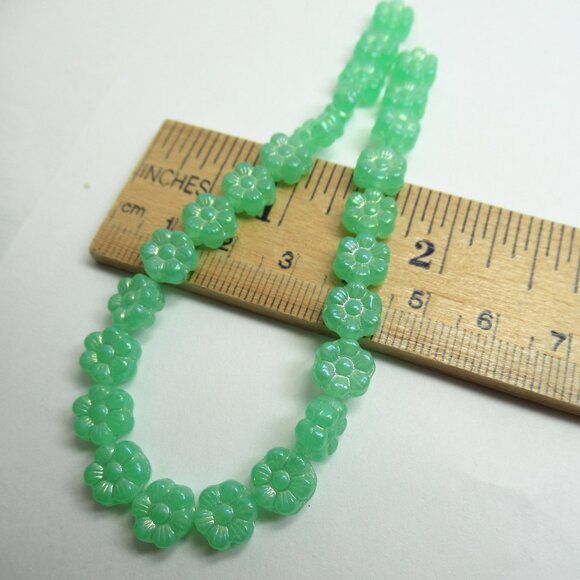 UG flower beads - Picture 7 of 8